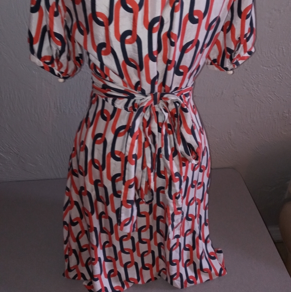 Wrap around Dress - Picture 2 of 4